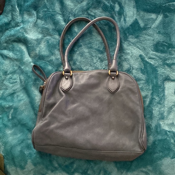 Guess blue handbag with bronze, silver and skull details - Picture 5 of 7